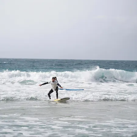 ホステル Kyuka Surfclub