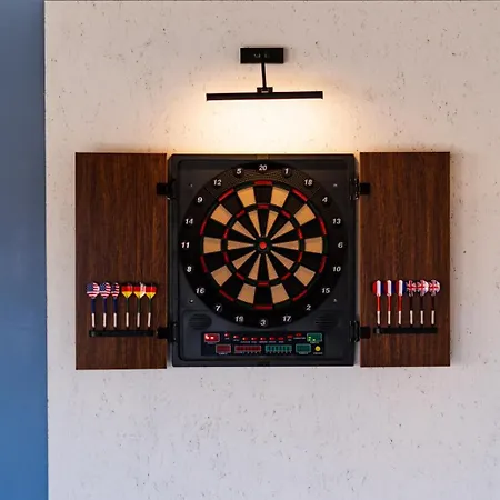 بيت شباب Kyuka Surfclub *