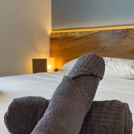 Kyuka Surfclub لاجاريس