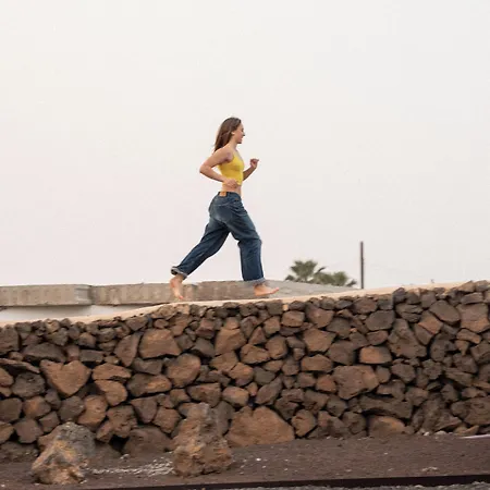 Kyuka Surfclub لاجاريس