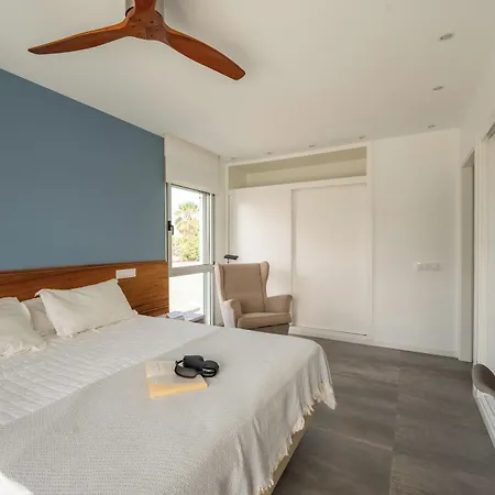 Kyuka Surfclub لاجاريس