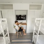 Kyuka Surfclub Hostel *