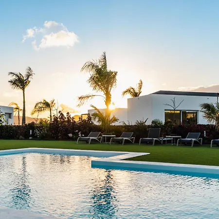 Kyuka Surfclub *
