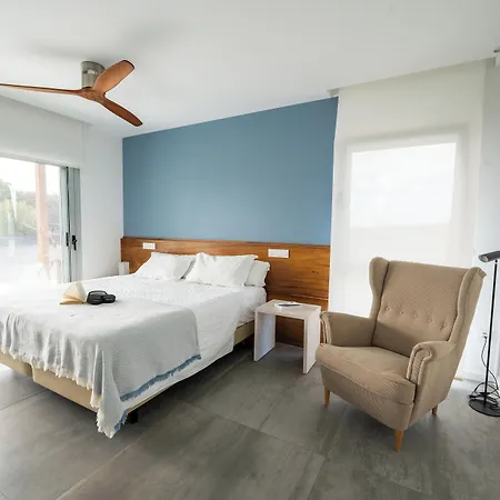 Vandrarhem Kyuka Surfclub *